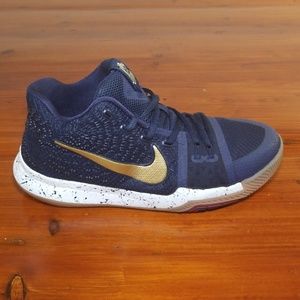 nike kyrie elizabeth